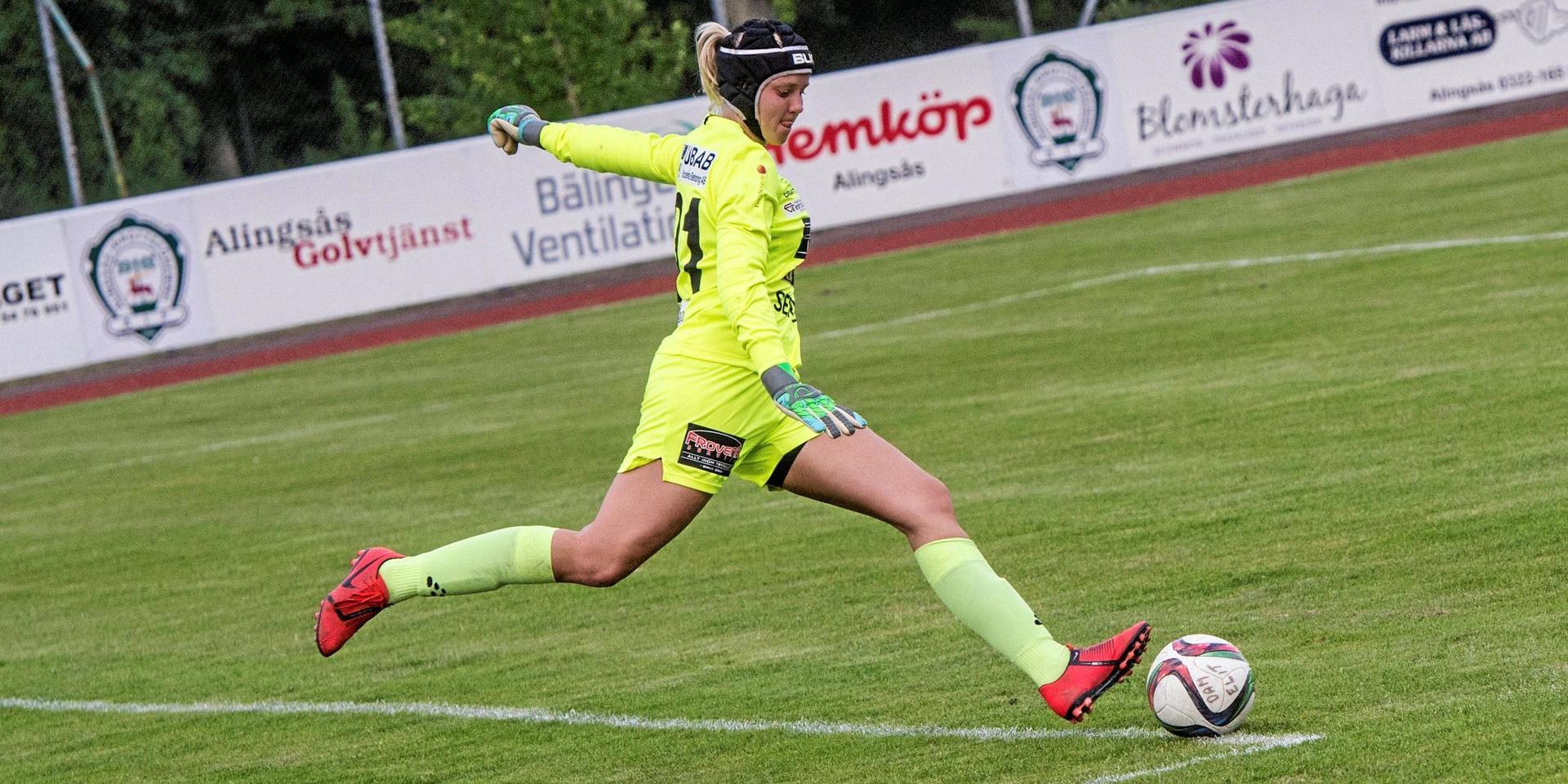 Moa Johansson fortsätter vakta målet i IK Frisco.
