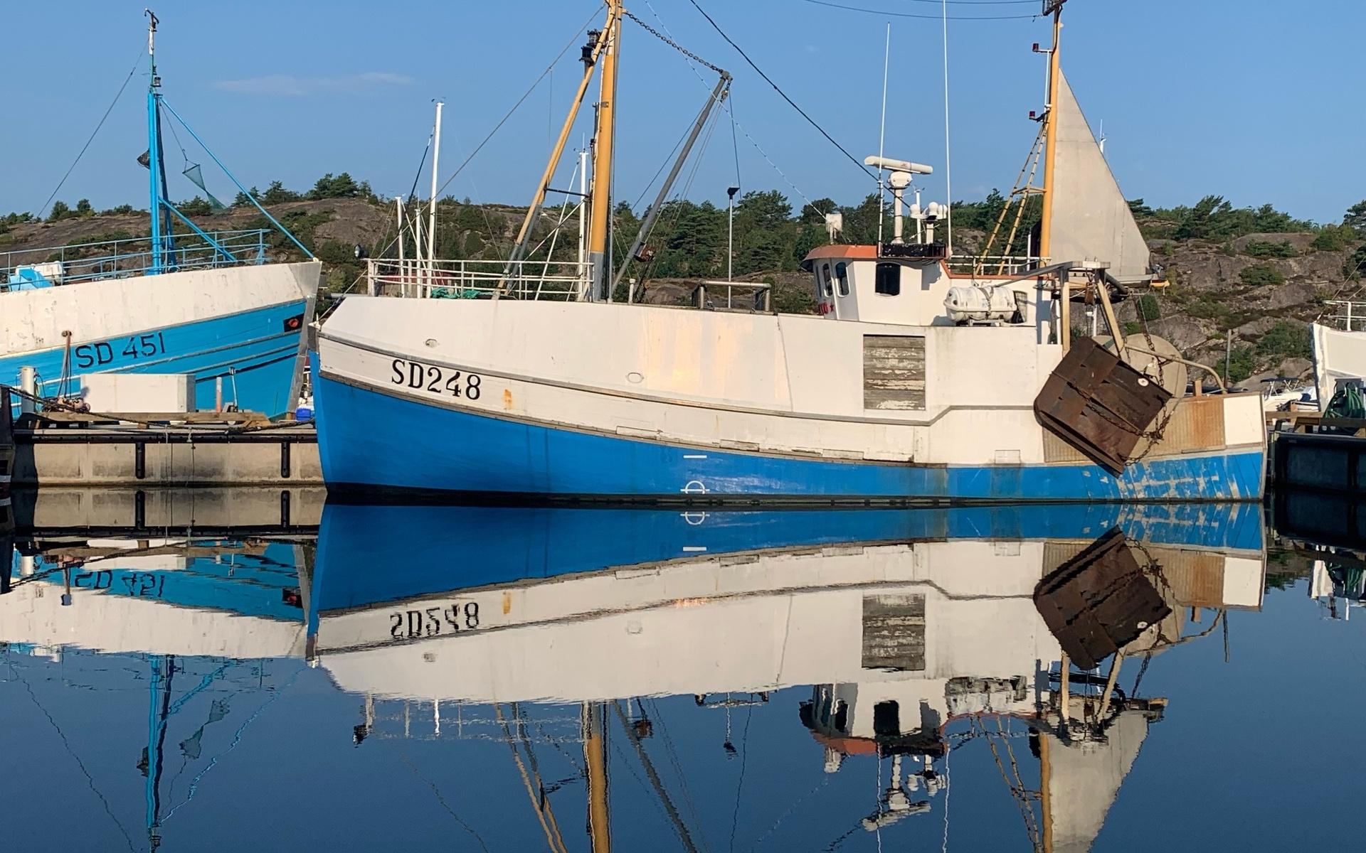 Fiskebåt fotad i Hamnen i Grebbestad