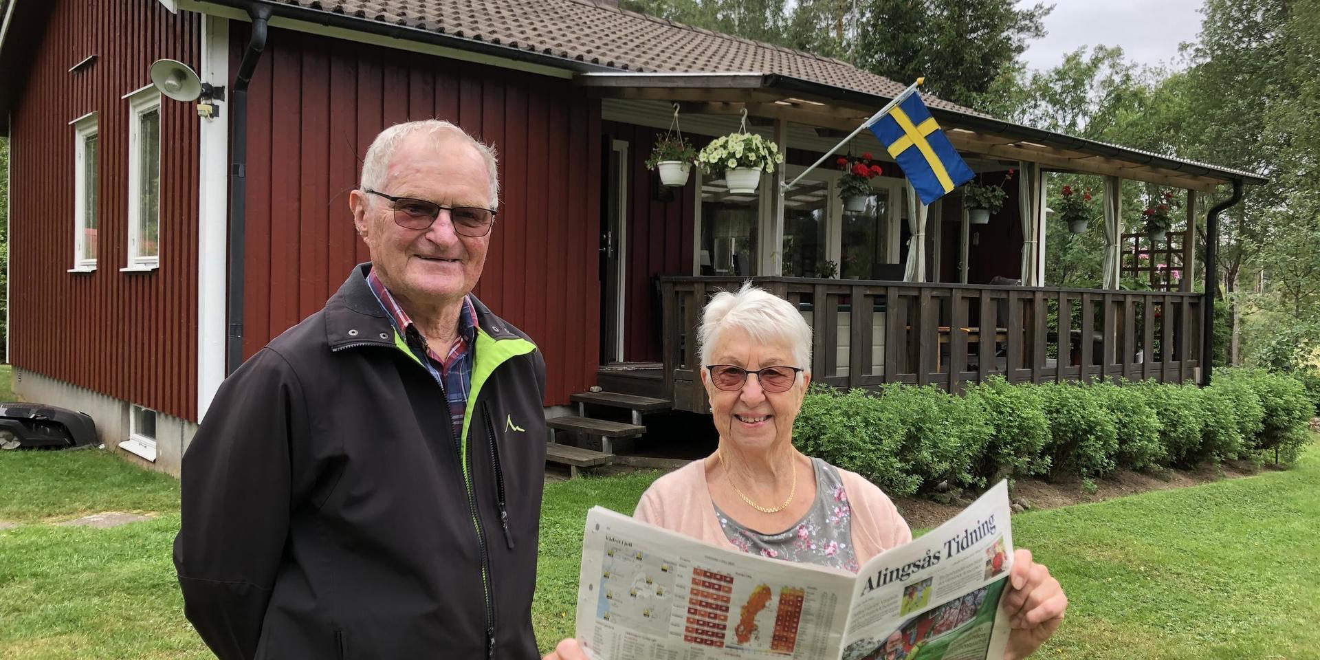 Sven och Helena Arnoldsson har haft sommarstället Nylyckan sedan 1972, AT har varit med ännu längre.