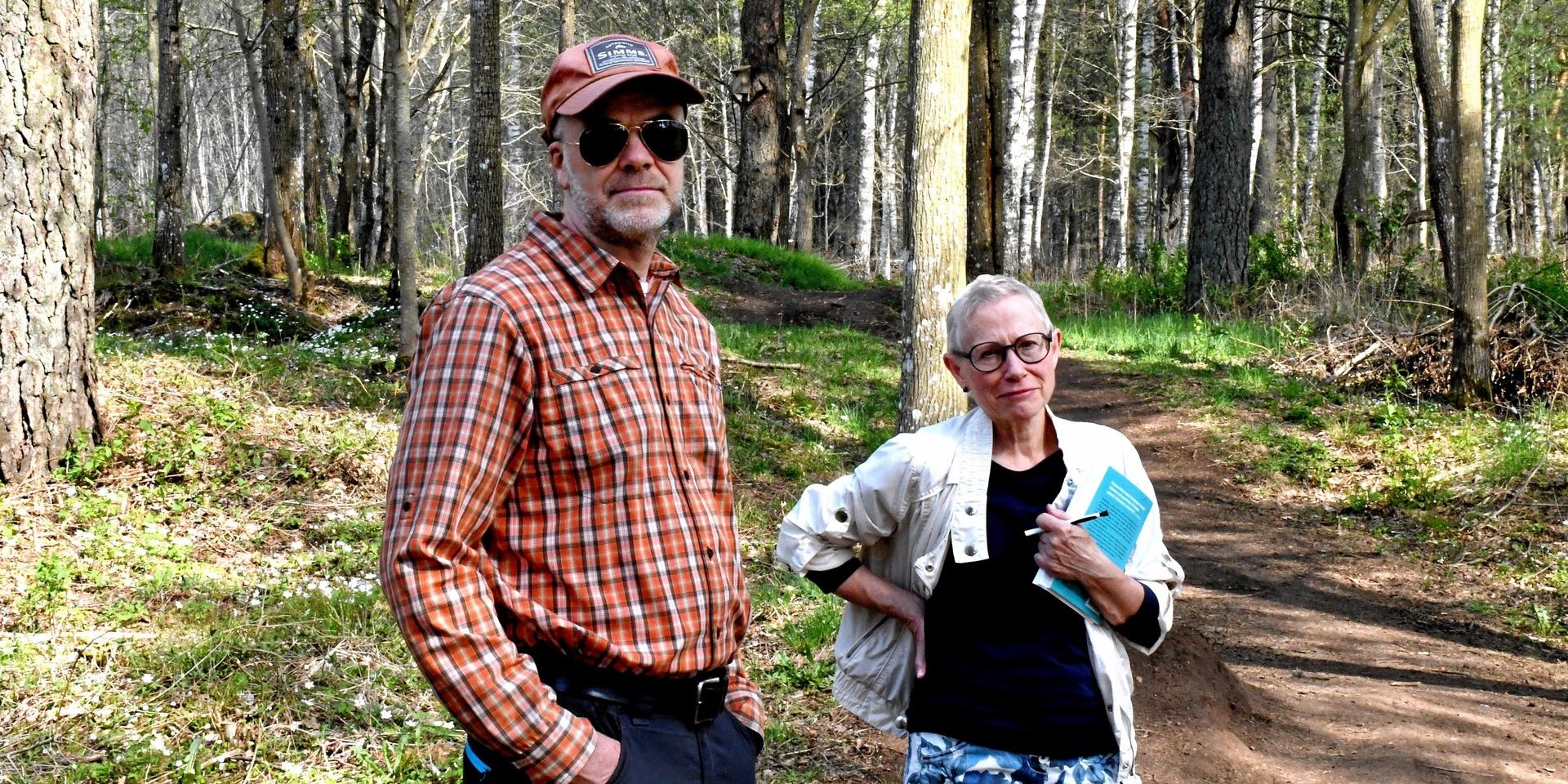 Mats Carlberg och Eva Larsson kämpade för att bevara Tångaskogen och fick med sig drygt 1 100 Vårgårdabor. Det fick politikerna att ändra sig.